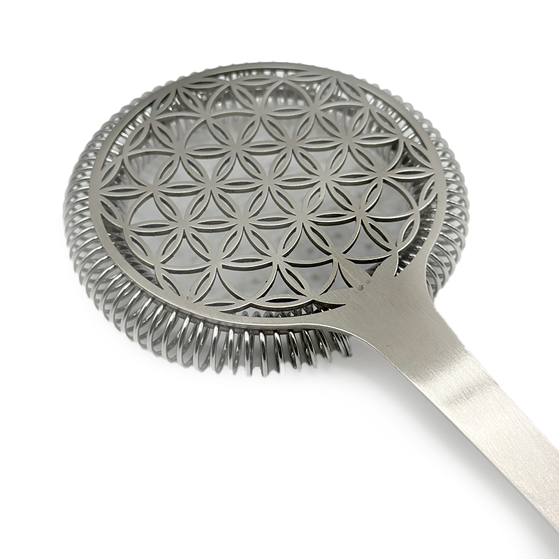 Flower-Style Hawthorne Cocktail Strainer – Stainless Steel